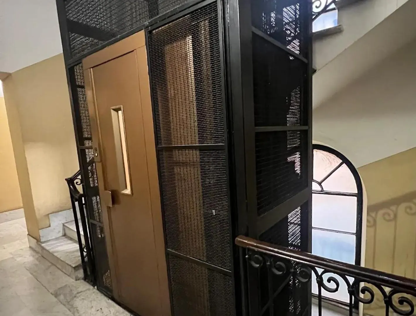 Cairoli 2 House G&B Termini Apartment Rome